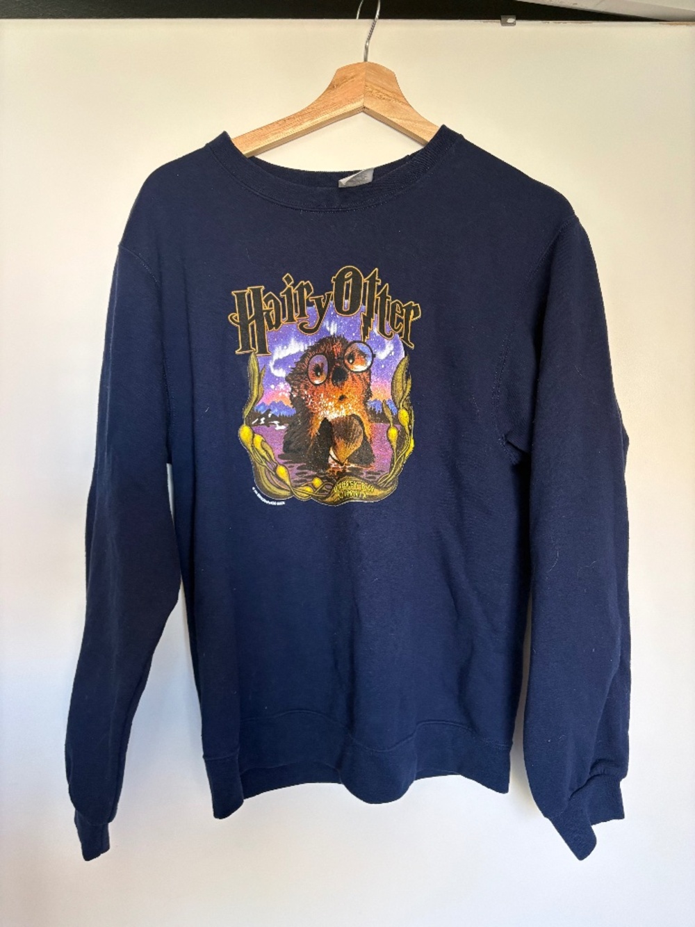 Cute Monterey Bay Aquarium sweatshirt